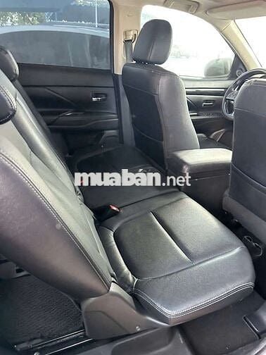 Outlander 2019 2.0Premium Full Hãng