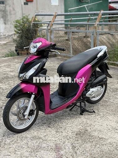 Honda Vision Hồng đen