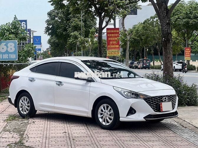 Hyundai Accent AT 2024 Trắng mẹ mắng cũng mua