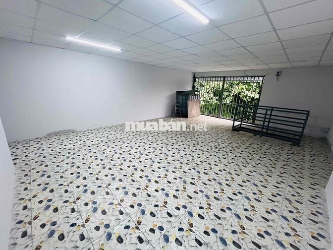DT 157m2 Tc 100% ngay ngã ba Cây Điệp