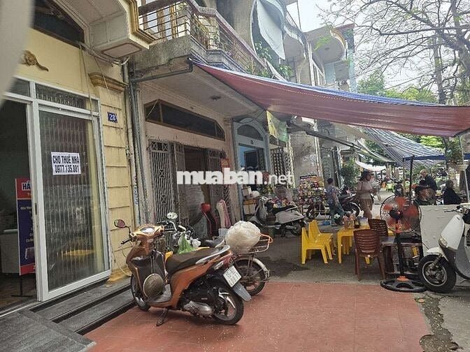 Bán nhà mặt 4 tầng mặt trận phố Cao Thắng