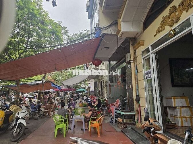 Bán nhà mặt 4 tầng mặt trận phố Cao Thắng
