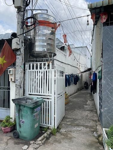 Cho thuê nhà 3m5x5m, 3 triệu, 1 trệt 1 gác suốt, TA15