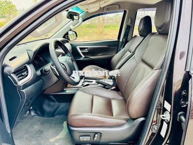 Toyota Fortuner 2018 Dầu Số tự động 5 vạn km Nâu