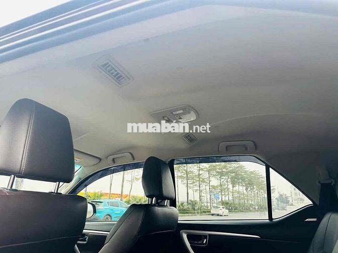 Toyota Fortuner 2018 Dầu Số tự động 5 vạn km Nâu