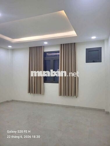 🧣Cho thuê nhà 1trệt 3lầu 4pn 4wc 1bếp DT 5X20 nhà fun Mới Tinh