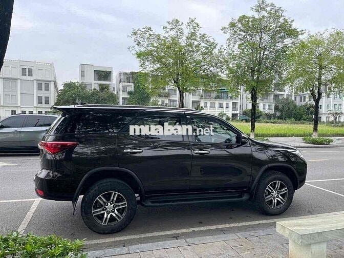 Toyota Fortuner 2018 Dầu Số tự động 5 vạn km Nâu