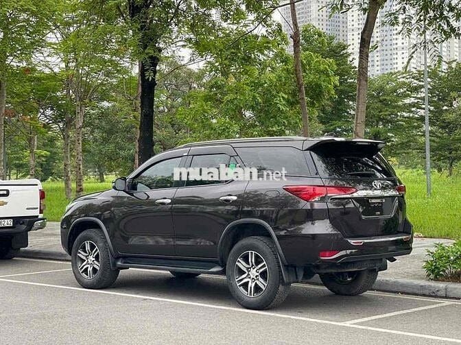 Toyota Fortuner 2018 Dầu Số tự động 5 vạn km Nâu