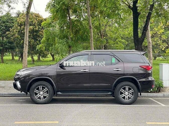 Toyota Fortuner 2018 Dầu Số tự động 5 vạn km Nâu