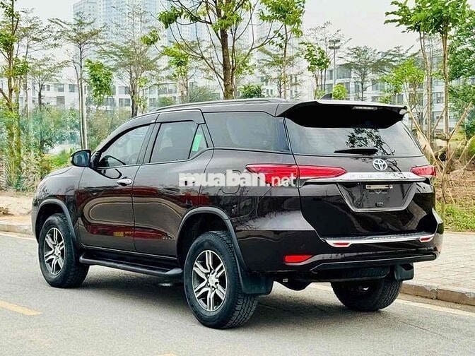 Toyota Fortuner 2018 Dầu Số tự động 5 vạn km Nâu