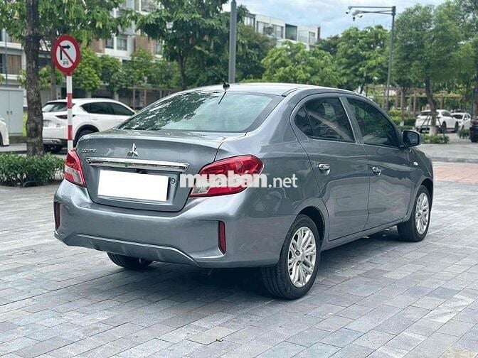 Cần Bán Mitsubishi Attrage 2020 Số sàn Xám xe đẹp