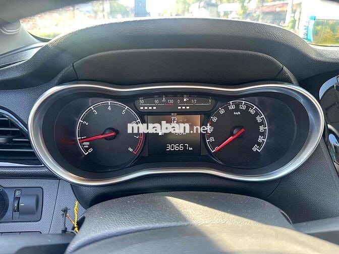 VinFast Fadil Plus 2022 Trắng 30.000 km