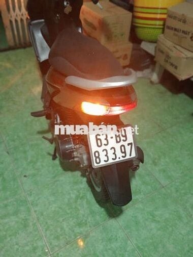 Honda Click Hồng, Đỏ Cả nam và nữ