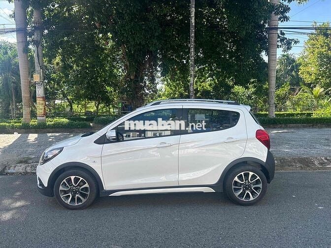 VinFast Fadil Plus 2022 Trắng 30.000 km