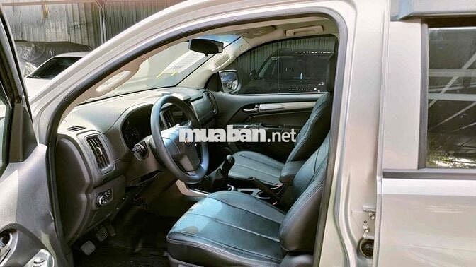 Chevrolet Trailblazer 2018 1 cầu Số sàn Bạc