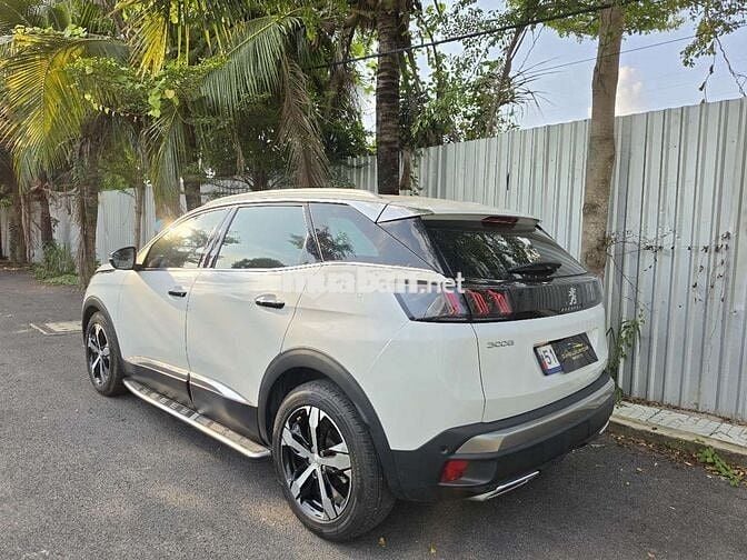 Peugeot 3008 Allure 2022 25000 km