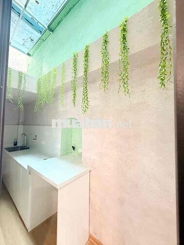 Siêu hiếm! căn hộ TT phố Hàng Giầy, 23/50m 2 ngủ full NT xịn sò ở ngay