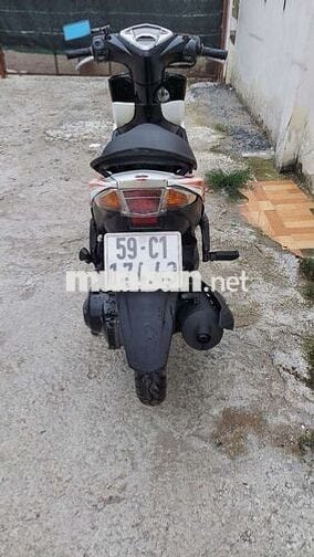 Yamaha Luvias Đỏ trắng Saigon