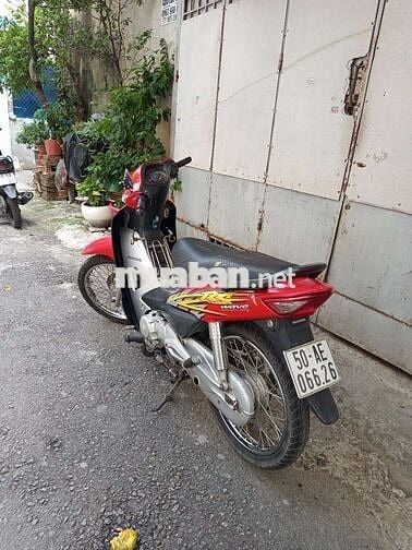 Honda Wave cần bán. chính chủ kí giấy.