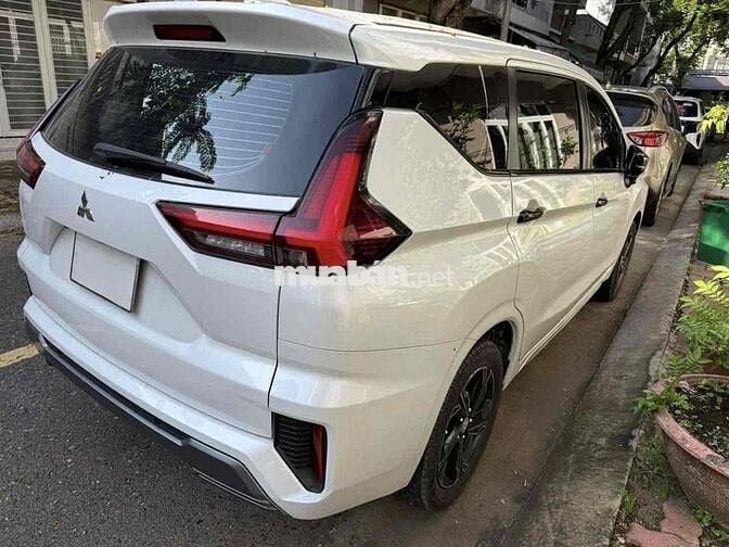 Mitsubishi Xpander Premium 2023 Trắng 7 chỗ