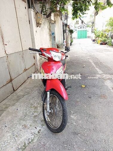 Honda Wave cần bán. chính chủ kí giấy.