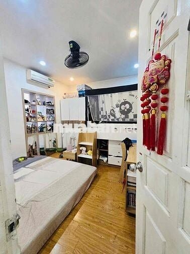 căn hộ TT Lý Nam Đế, 29/55m 2 ngủ full nội thất, căn góc thoáng