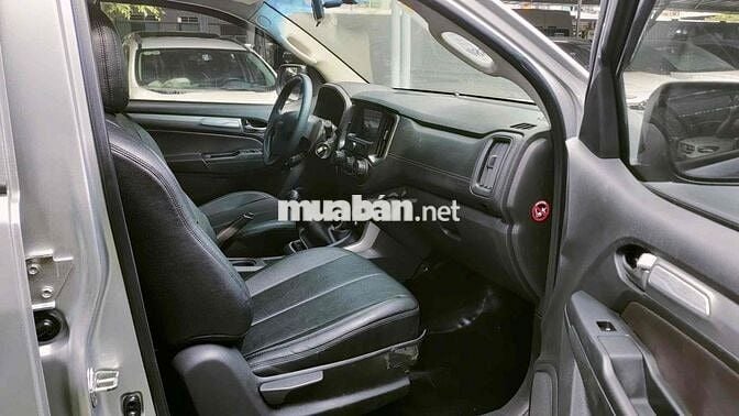 Chevrolet Trailblazer 2018 1 cầu Số sàn Bạc