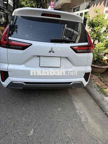 Mitsubishi Xpander Premium 2023 Trắng 7 chỗ