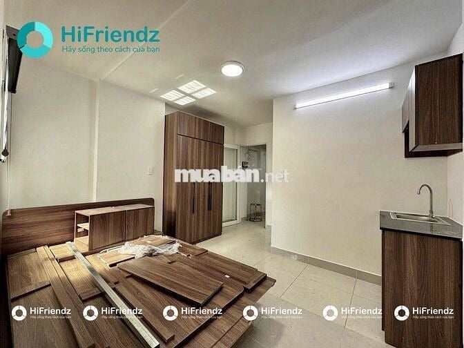 khai Trương Căn Hộ ban công và cửa sổ siêu đẹp keng , Ngay Lê Đại Hành