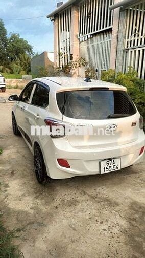 Hyundai i10 Trắng 2015