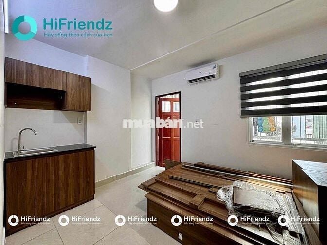 khai Trương Căn Hộ ban công và cửa sổ siêu đẹp keng , Ngay Lê Đại Hành