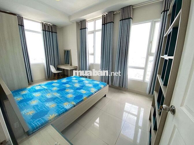 Cho thuê căn góc 2PN 64m2 đối diện Đầm Sen