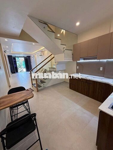 NHÀ MẶT TIỀN ĐƯỜNG KINH DOANH 