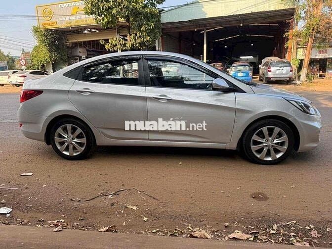 HYUNDAI ACCENT 2012 AT,XE CÒN KHÁ ĐẸP