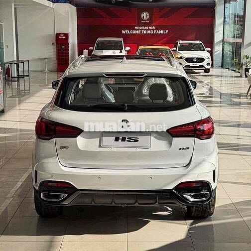 MG HS Luxury C-SUV Trắng mới 100%