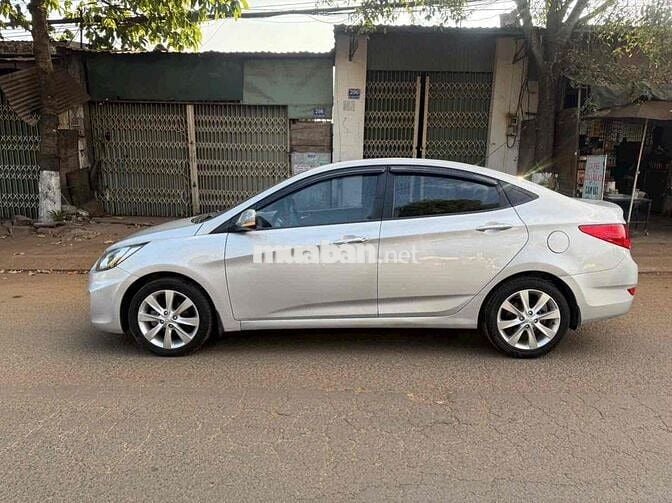 HYUNDAI ACCENT 2012 AT,XE CÒN KHÁ ĐẸP