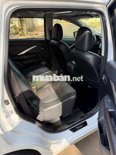 Mitsubishi Xpander Premium 2023 Trắng Tự động