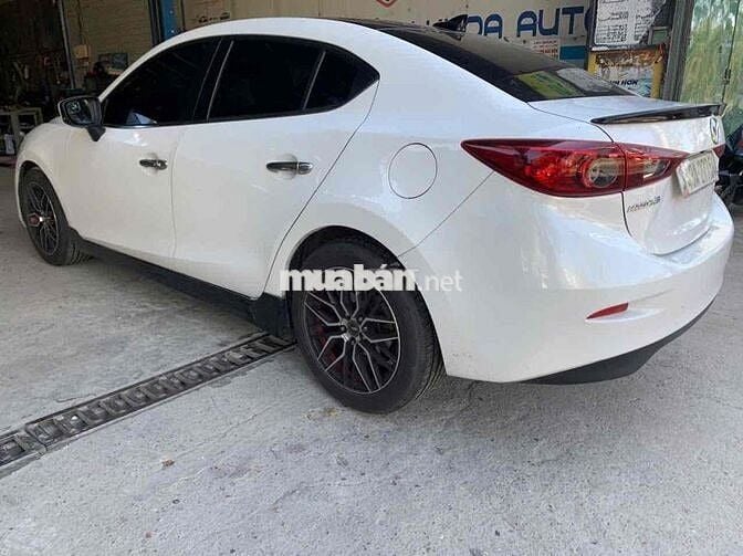 Mazda Mazda 3 2017 Trắng 124844 km