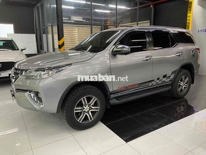 TOYOTA FORTURNER 2.7V 2018 Bạc