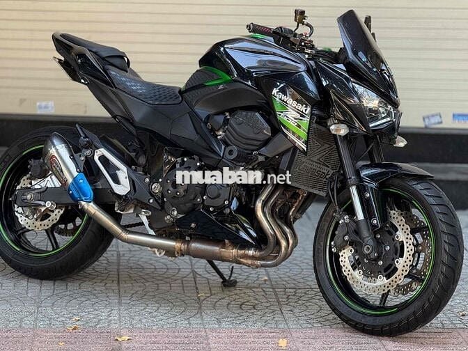Kawasaki Z800 ABS nhiều đồ chơi