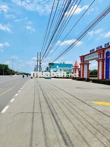 đất thổ cư ngây khu công nghiệp giá ngộp, sổ hồng sẵn 