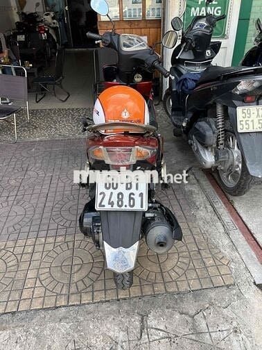 Yamaha Luvias Đỏ