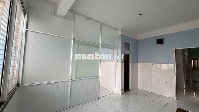 Cho Thuê Phòng Trọ 30m² Gần Ngã Tư Bà Điểm - Vân tay - Giờ Giấc Tự Do