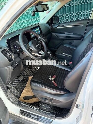 KIA SONET PREMIUM 2022 Trắng 5 chỗ gầm cao rất đep