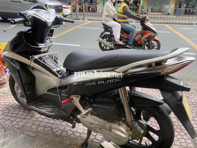 Honda Air Blade 2024 Đen Bạc 17889 km