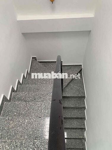 5 Tỷ 6 - Lê Văn Lương - Xe Tải Đến Nhà - Nhà 3 Tầng - 71m² - Ngang 4m