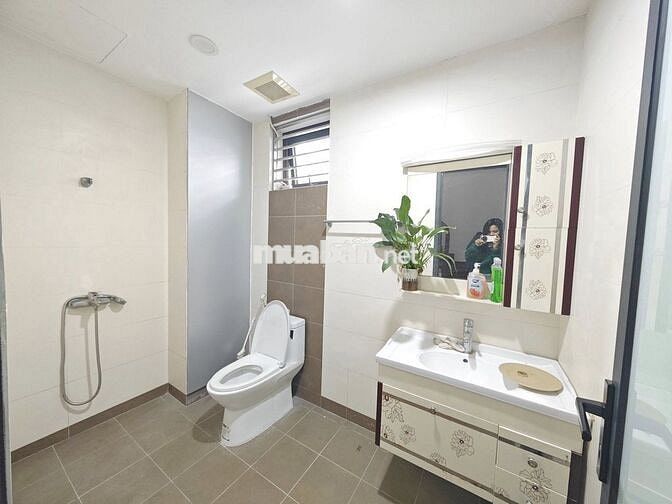 Cho thuê văn phòng Lê Trọng Tấn lô góc 70m2 chỉ từ 10tr