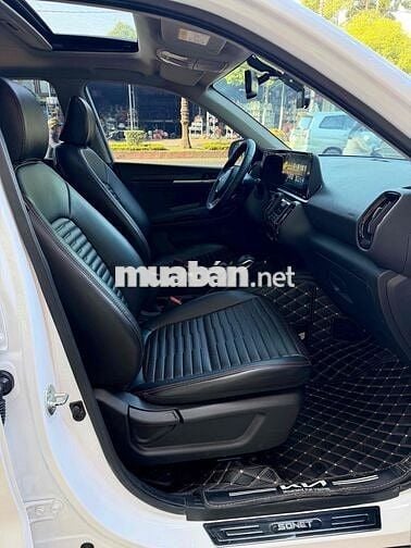 KIA SONET PREMIUM 2022 Trắng 5 chỗ gầm cao rất đep