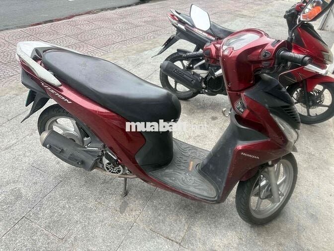 Honda Vision binh xang phun Fi nhut 2017