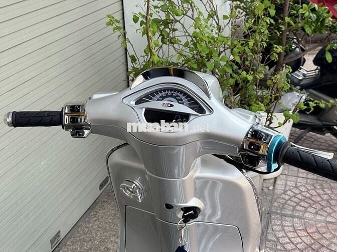 Piaggio Vespa Sprint 125 2018 Bạc Posche MH193048